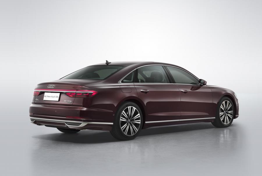  Audi A8 L 55 TFSI Quattro (D5) 2017 года  (CN) (фото 12 из 13)